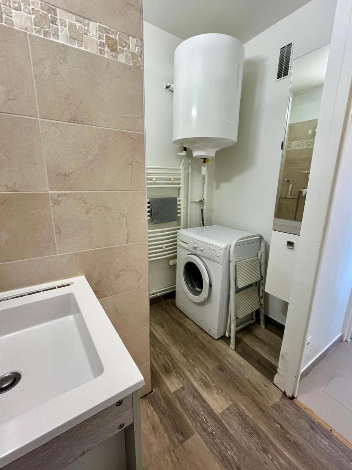 Appartement Vue Mer Et Marina, Loggia - Parking กูร์เซิล-โซร์-แม ภายนอก รูปภาพ