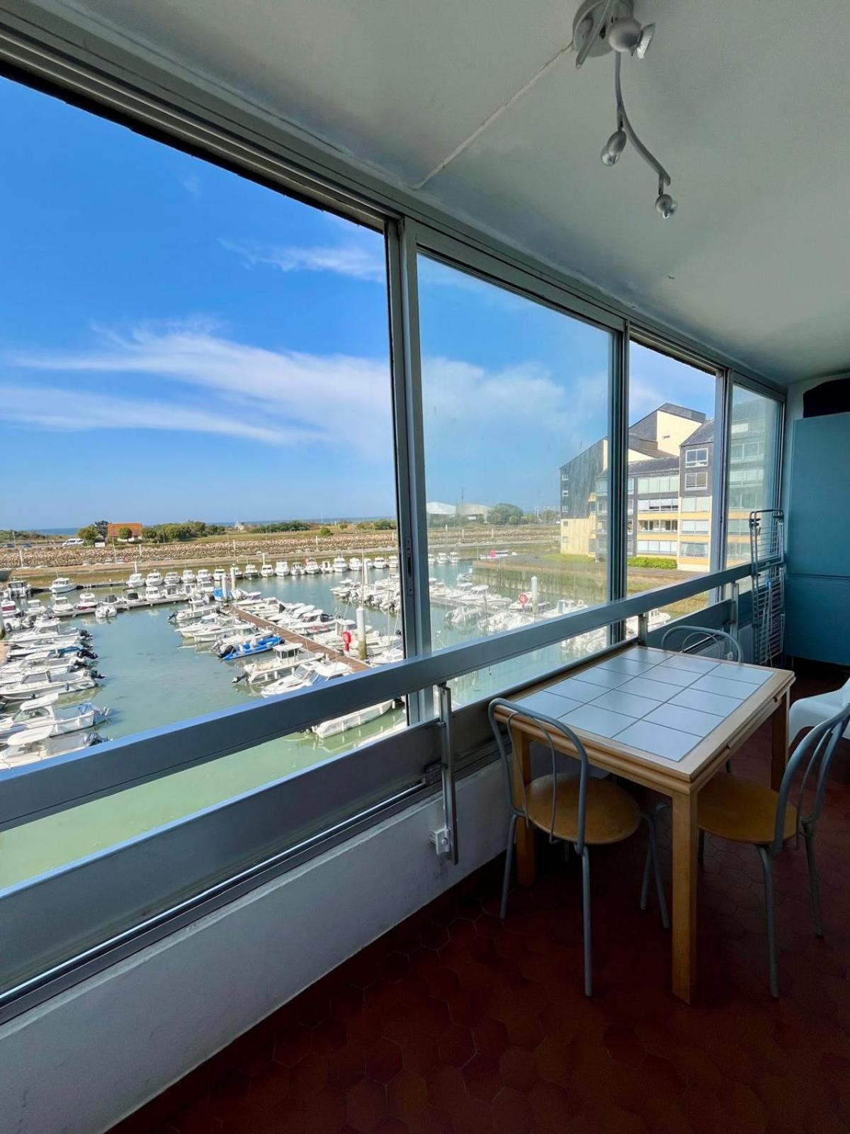 Appartement Vue Mer Et Marina, Loggia - Parking กูร์เซิล-โซร์-แม ภายนอก รูปภาพ