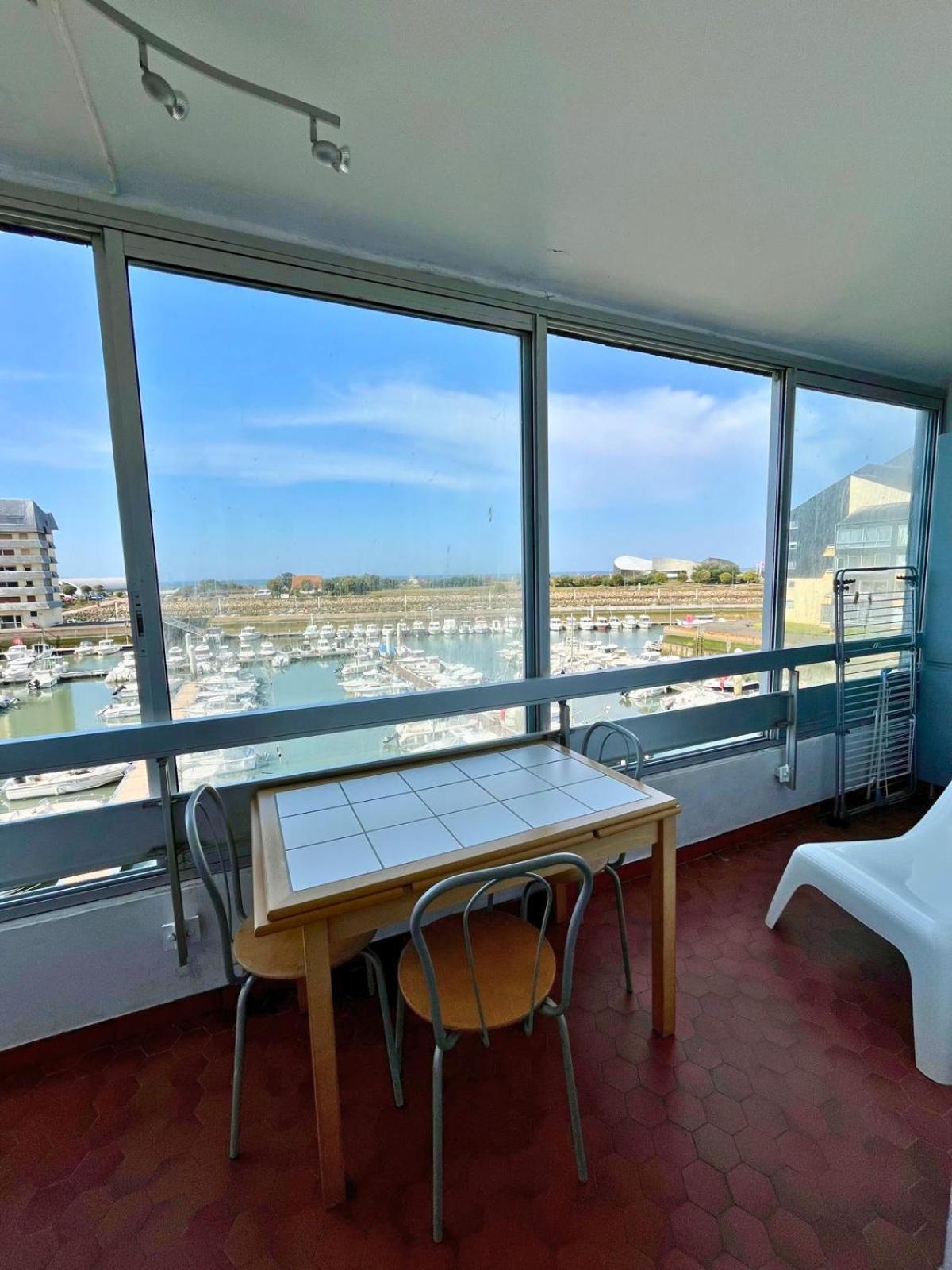 Appartement Vue Mer Et Marina, Loggia - Parking กูร์เซิล-โซร์-แม ภายนอก รูปภาพ