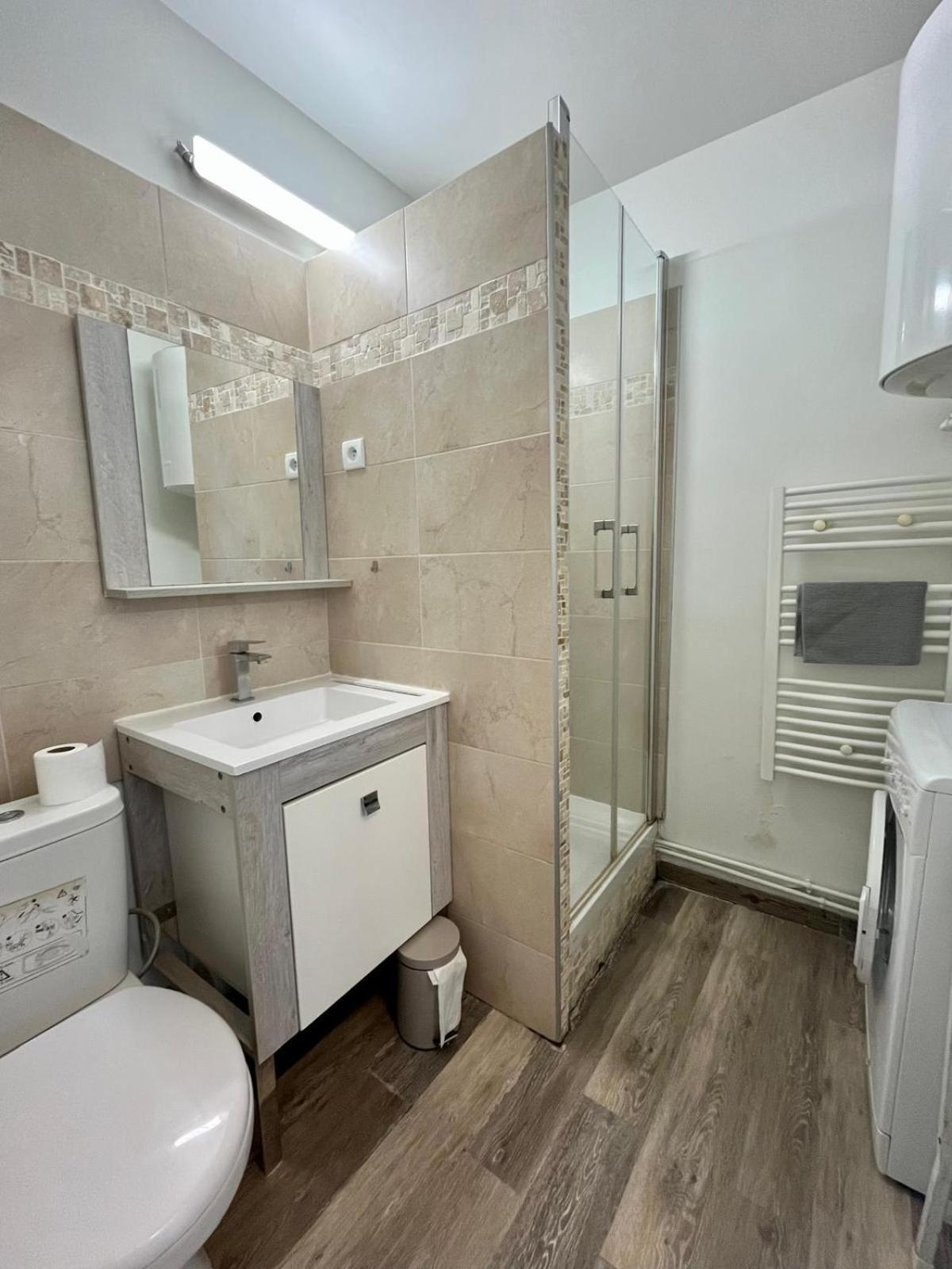 Appartement Vue Mer Et Marina, Loggia - Parking กูร์เซิล-โซร์-แม ภายนอก รูปภาพ
