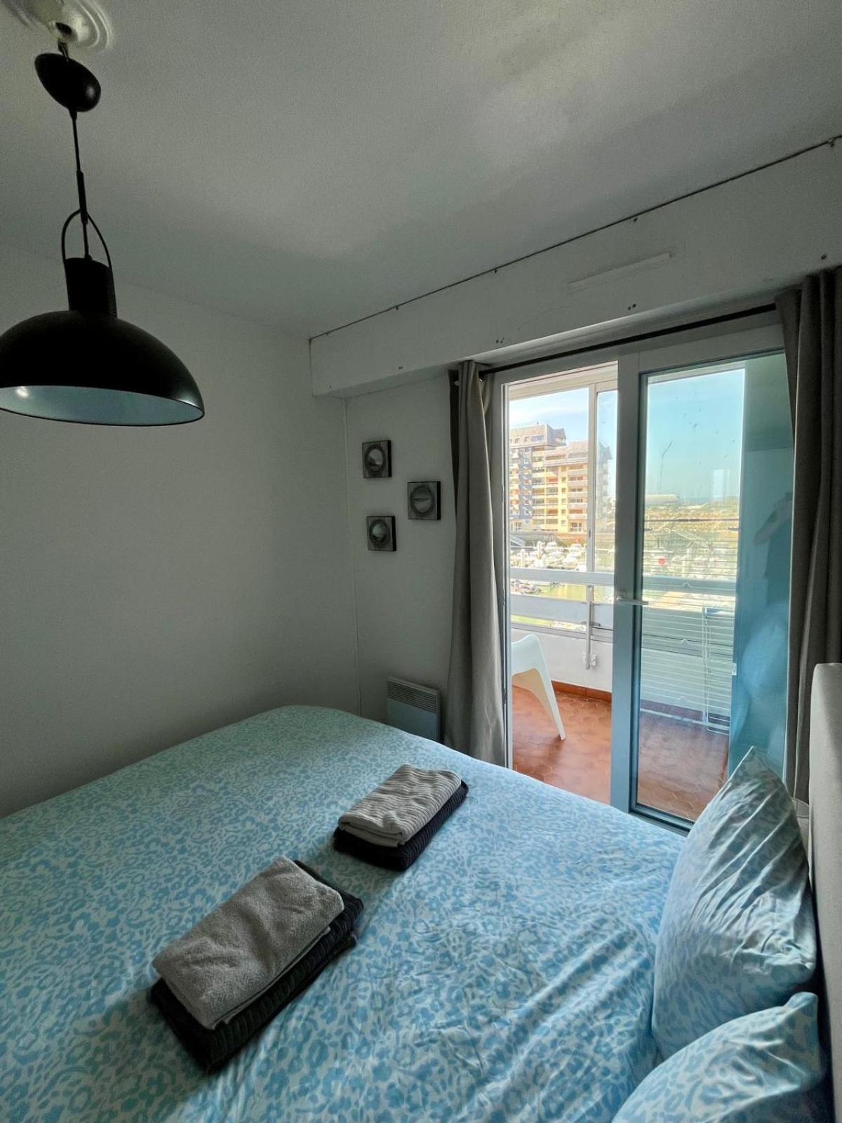 Appartement Vue Mer Et Marina, Loggia - Parking กูร์เซิล-โซร์-แม ภายนอก รูปภาพ